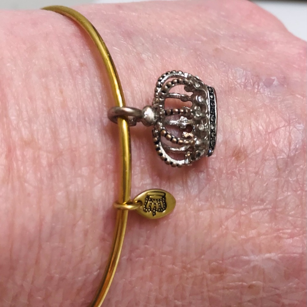 🆕🔥JUICY COUTURE SUPER CUTE GOLD/SILVER BRACELET&ROYAL CROWN SILVER STUDS&JCTAG - Picture 10 of 10